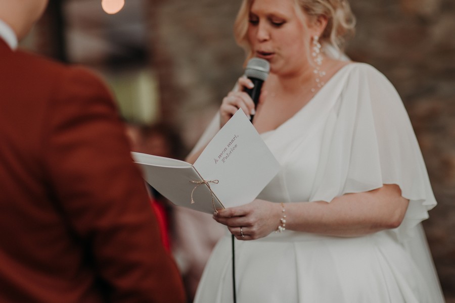 mariage fleuri et coloré en Belgique