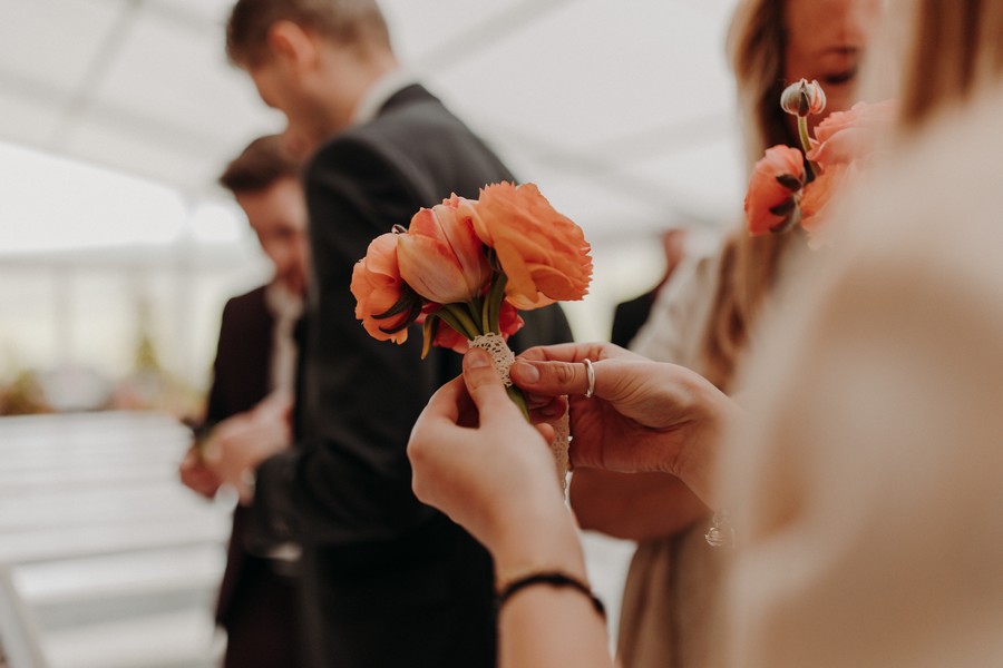 mariage fleuri et coloré en Belgique