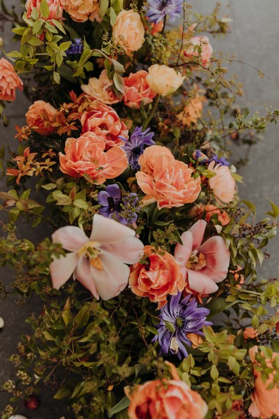 mariage fleuri et coloré en Belgique