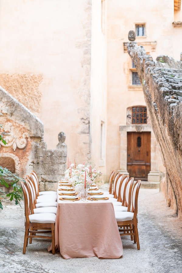 Mariage couture au Château de Mille dans le Luberon