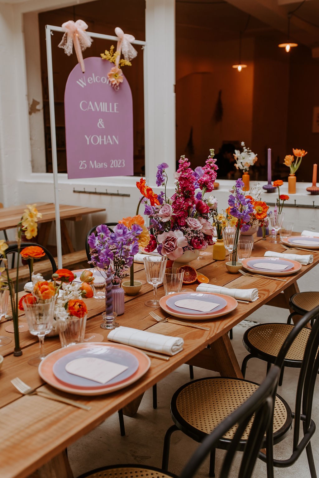 Mariage coloré aux inspirations des années 70