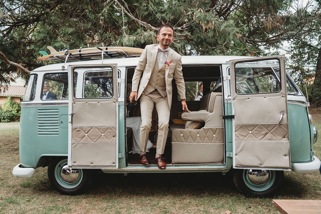 mariage coloré en combi vw à Toulouse