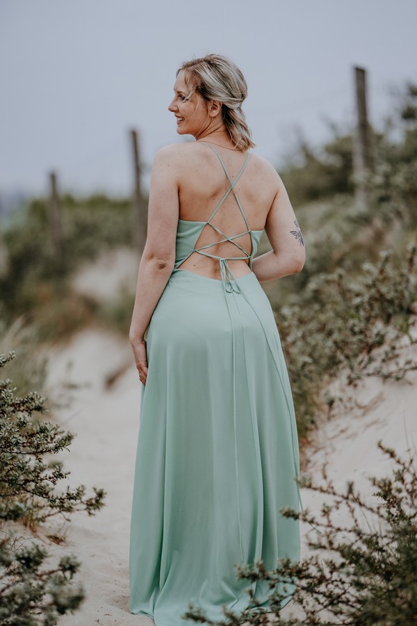 robe de demoiselles d'honneur vert sauge dos nu - ma jolie robe - julienbrichephotographe