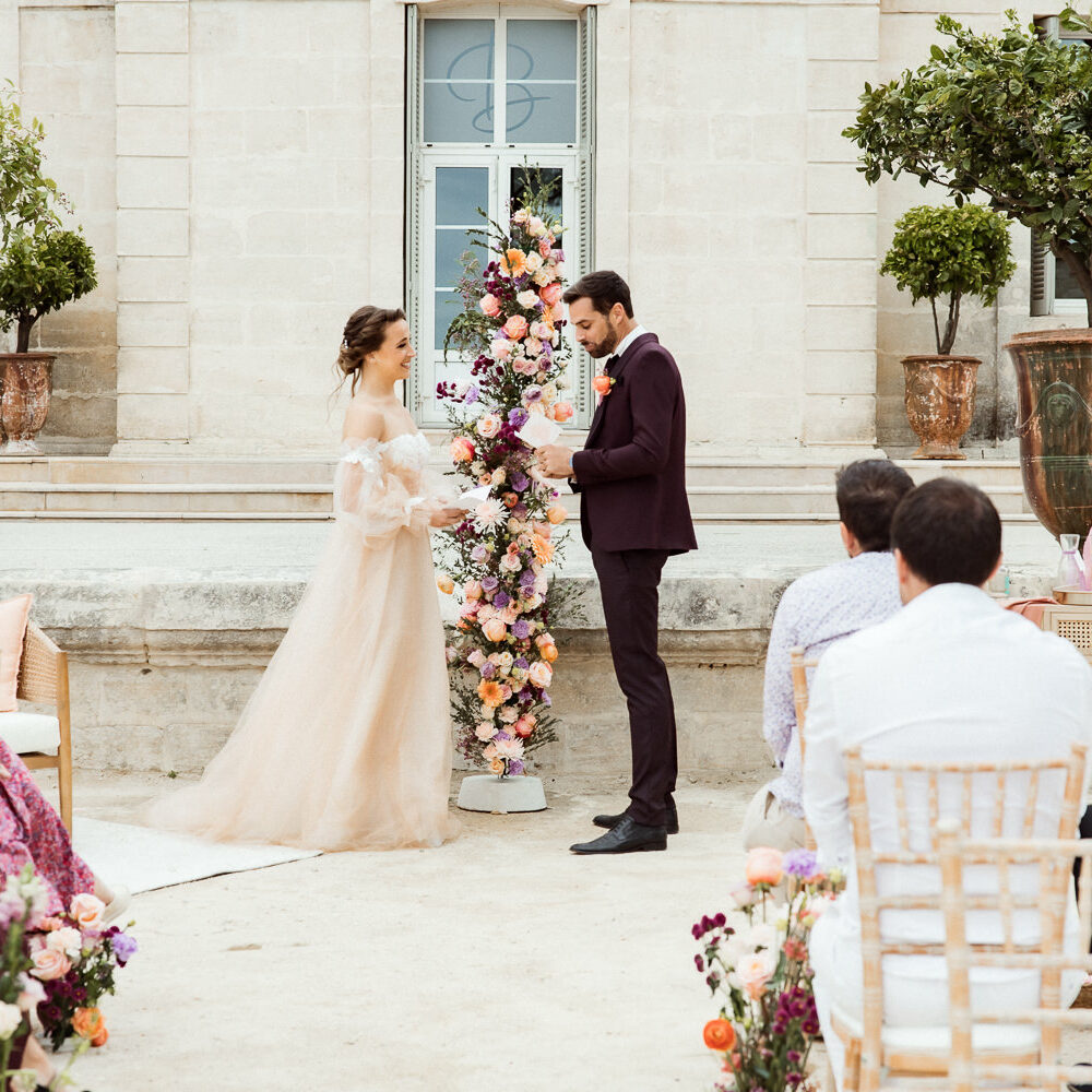 Inspirations pour un mariage romantique et moderne dans l’Hérault