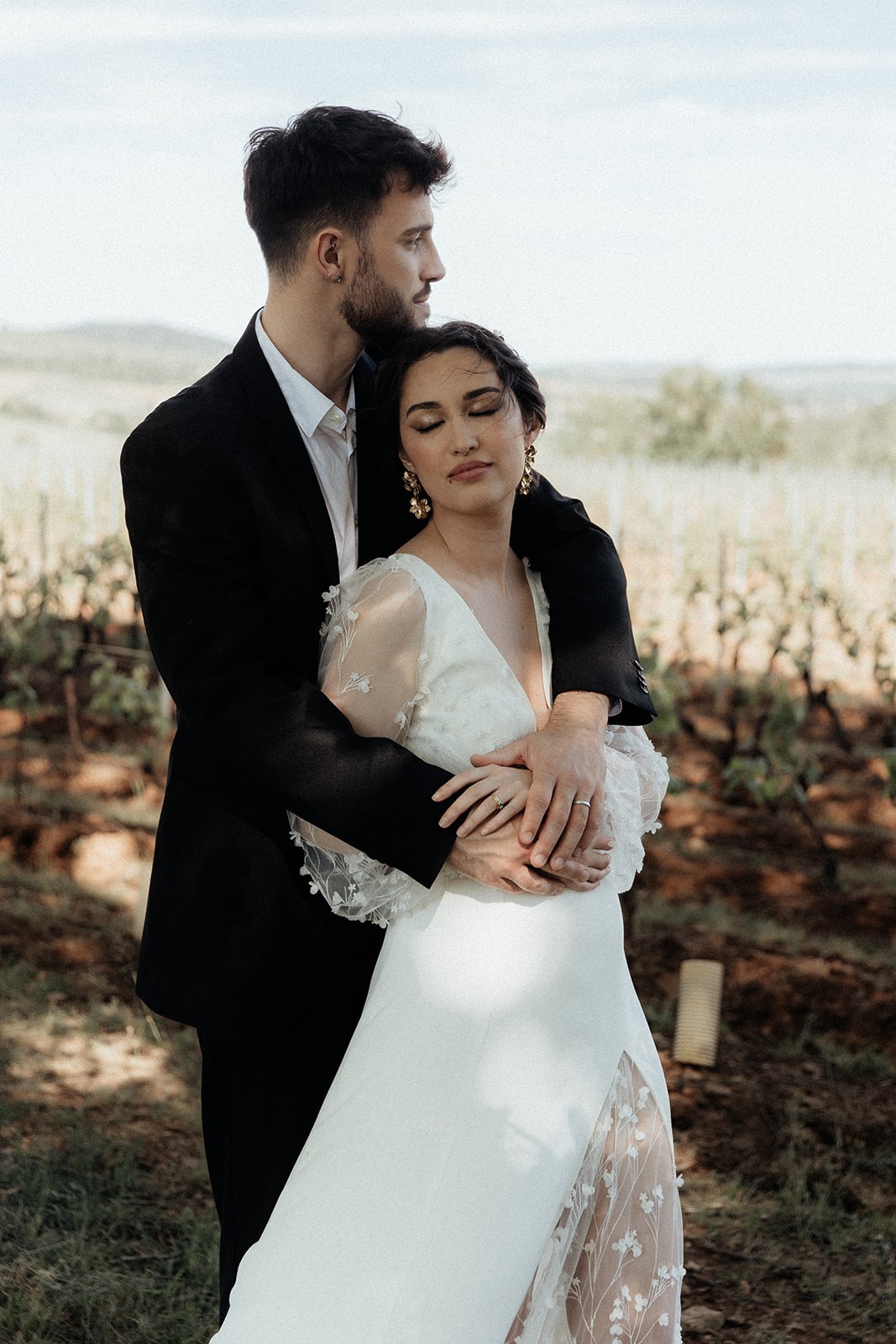 Mariage moderne au château de Pierreclos en Bourgogne