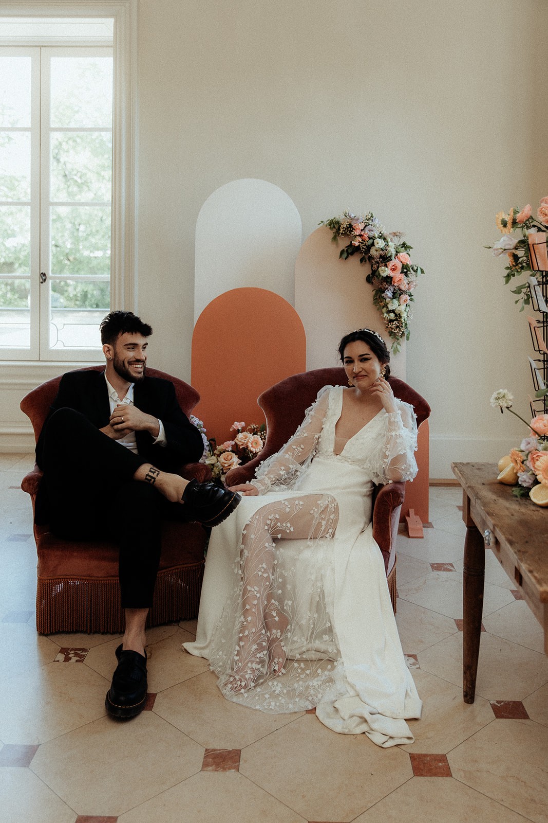 Mariage moderne au château de Pierreclos en Bourgogne