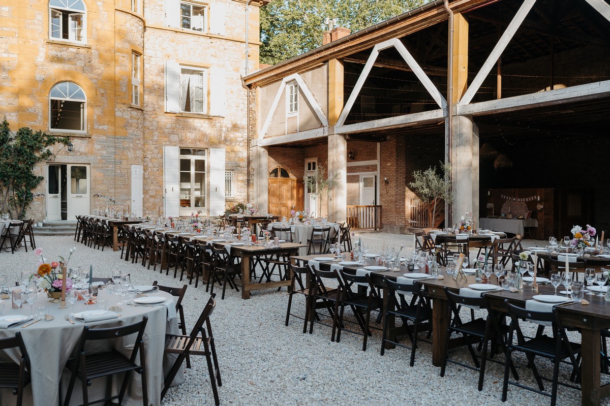 Mariage en plein air au Domaine de Tourieux près de Lyon