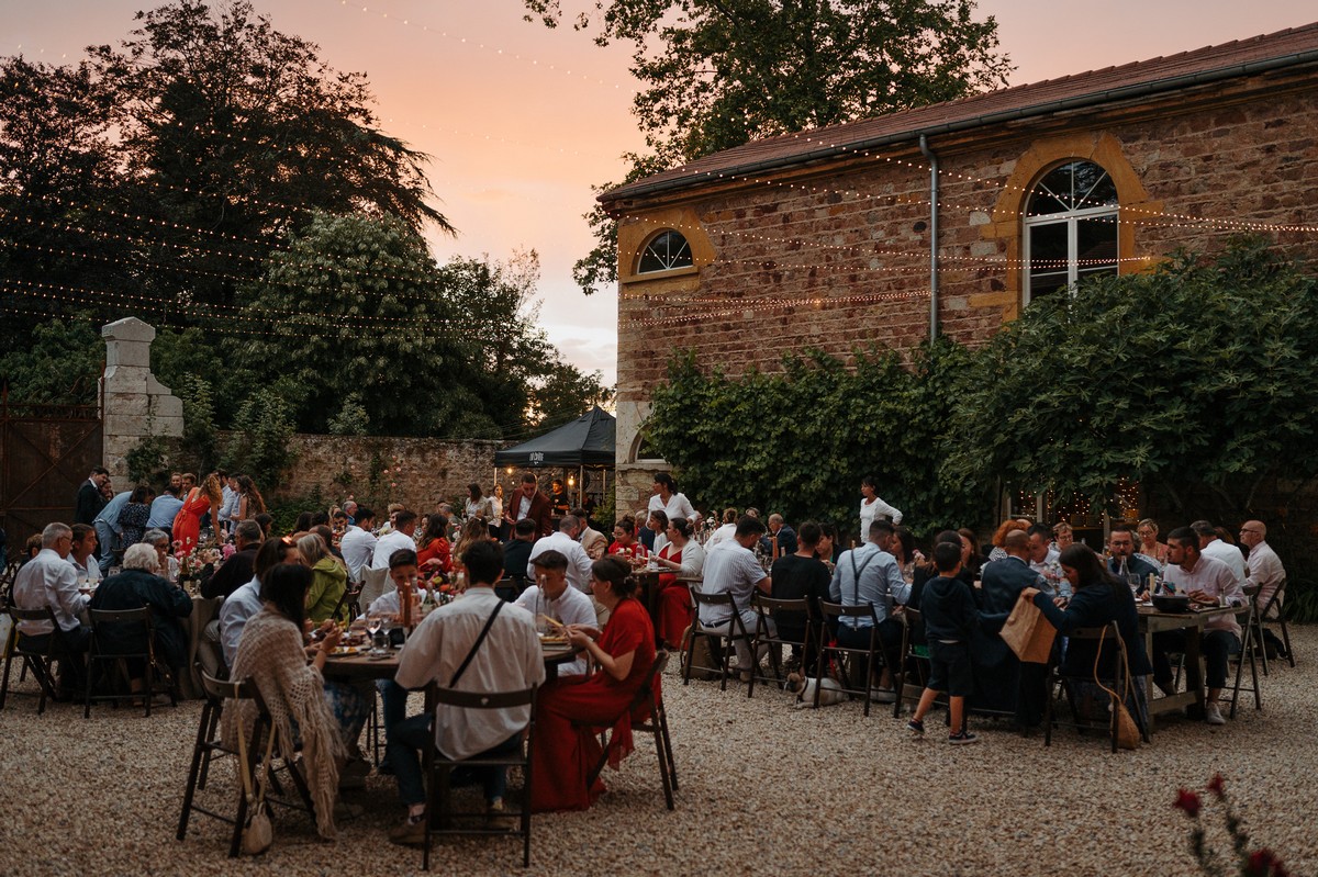 Mariage en plein air au Domaine de Tourieux près de Lyon