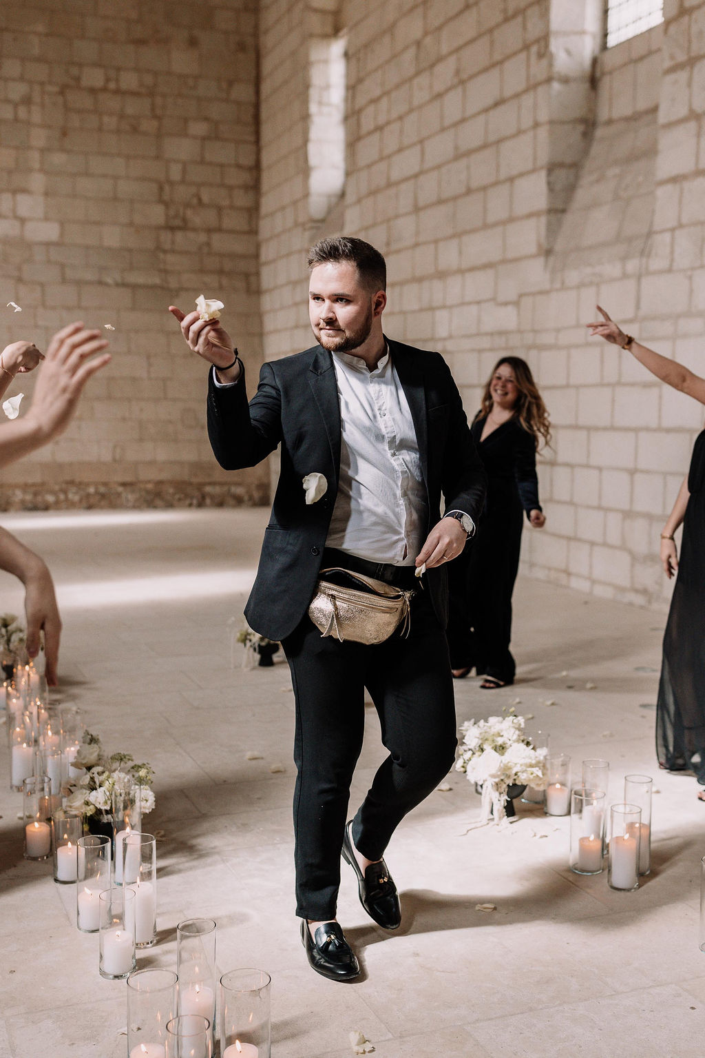 mariage-noir-blanc-abbaye-de-fontevraud