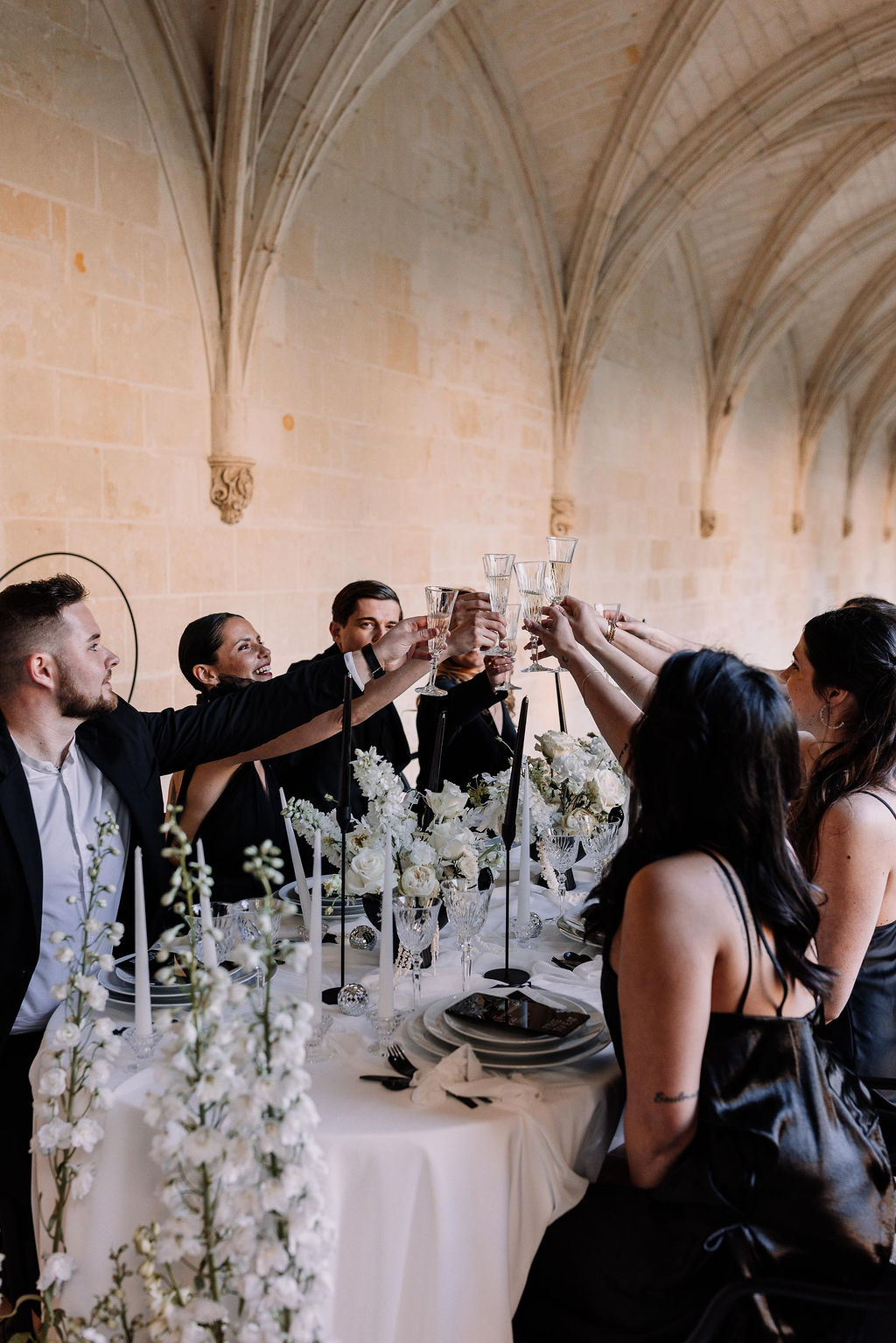 mariage-noir-blanc-abbaye-de-fontevraud