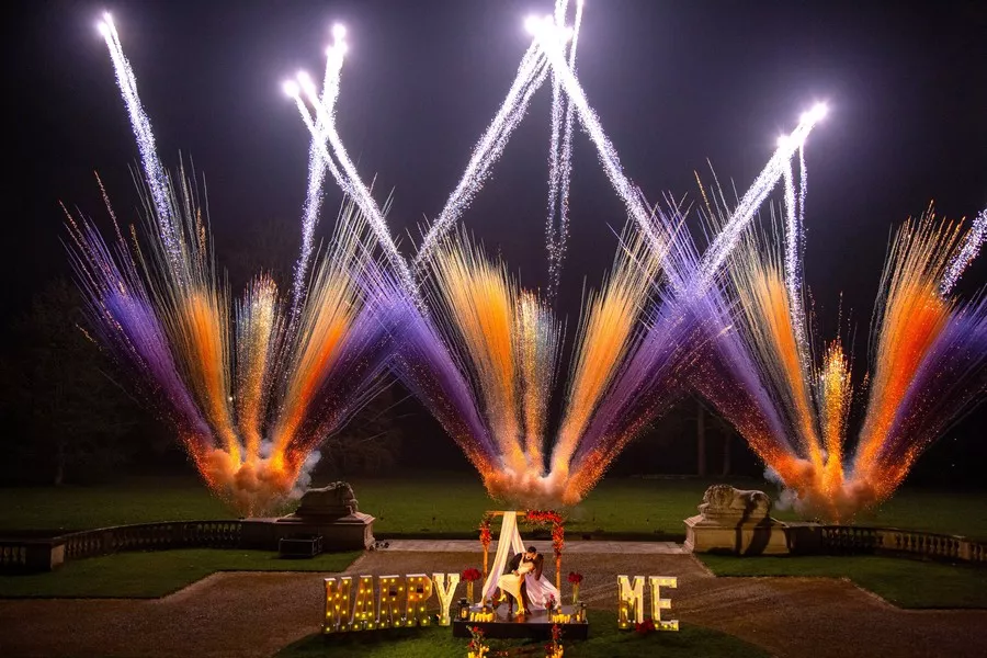 projection-couleur-demande-en-mariage-Joker-Artifices