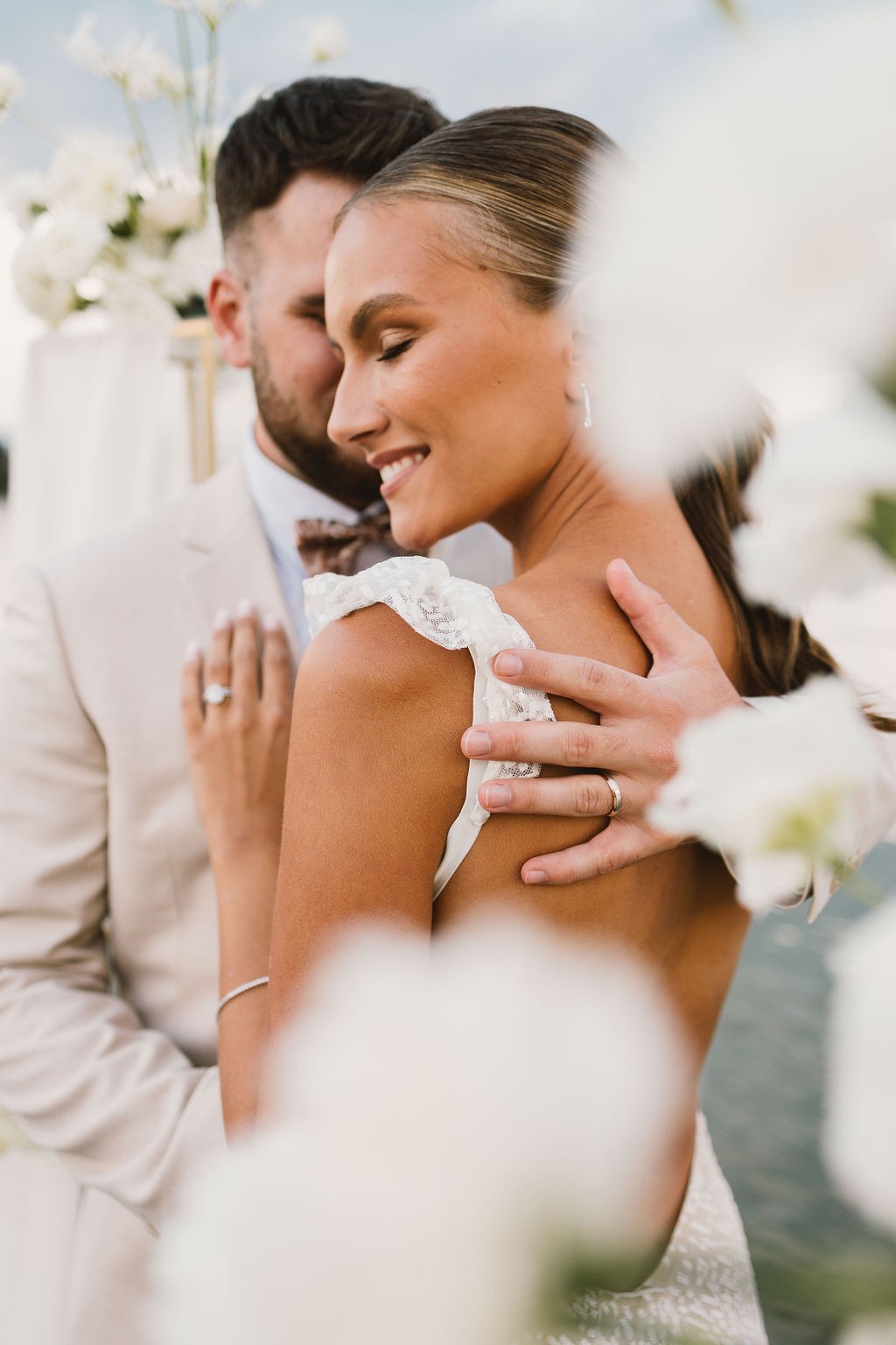 mariage-tout-en-blanc-lac-leman-luciebradbury-photographie