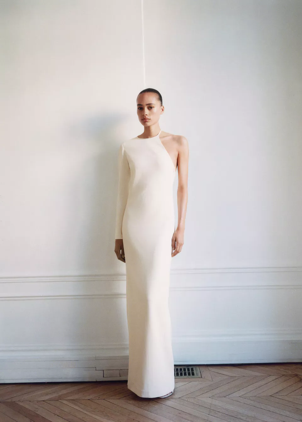 robe-fluide-blanche-mango