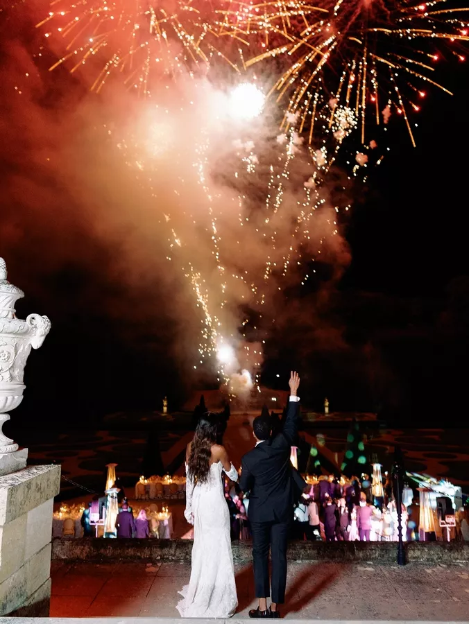 feu-artifices-nuit-mariage-@LucyMunozphotography.jpg