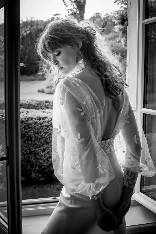 robe-de-mariée-manches-bouffantes-transparentes-atelier-emelia