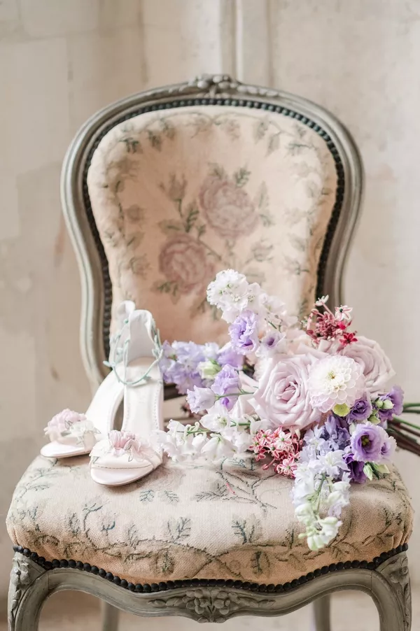 mariage-chic-violet-chateau-tilly-normandie-elvengarden-pierre-and-julia-photography (1)