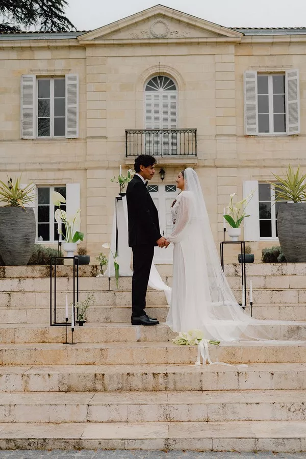 mariage-noir-et-blanc-intemporel-chateau-erigoye-bordeaux-nikkithebaultphotographe (16)