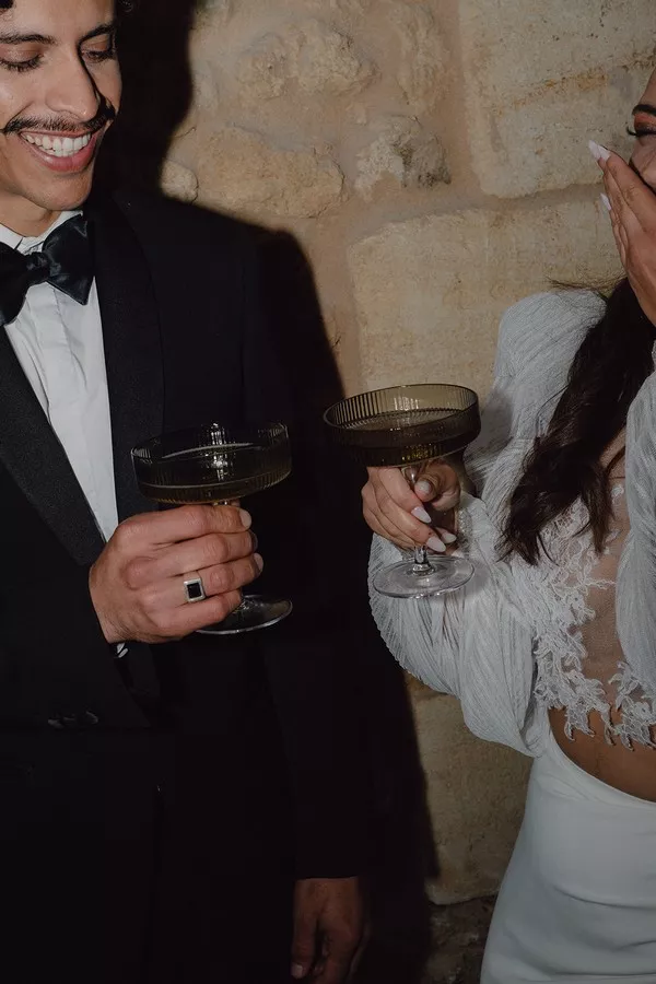 mariage-noir-et-blanc-intemporel-chateau-erigoye-bordeaux-nikkithebaultphotographe (34)