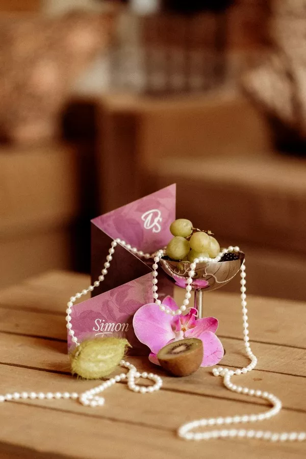 faire-part-de-mariage-vert-et-pourpre-aujourd'hui-c'est@nayanka_films (2)