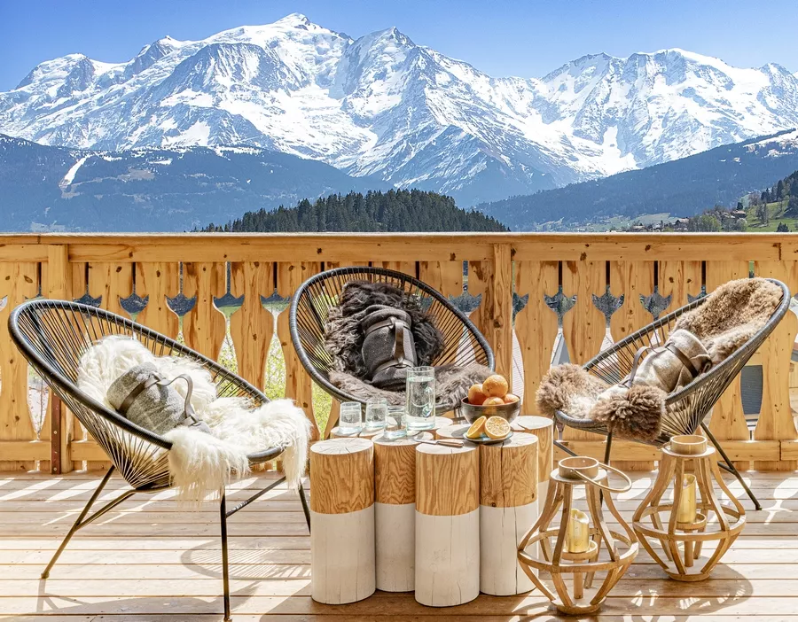 balcon-printemps-chalet-luxe-alpes