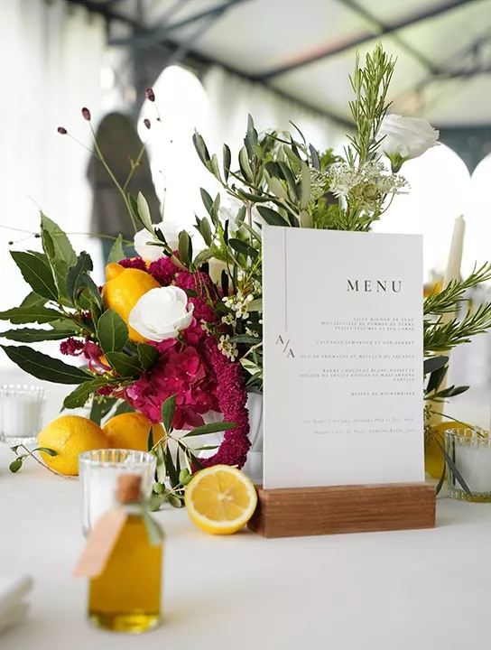 centre-de-table-rose-fuschia-citron-verveine-de-proust-studio 95