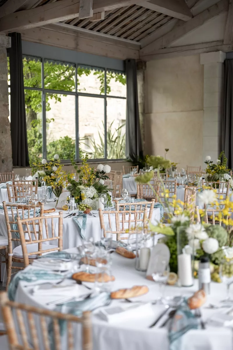 decoration-florale-verte-blanc-jaune-verveine-de-proust-MC aelicia photographe