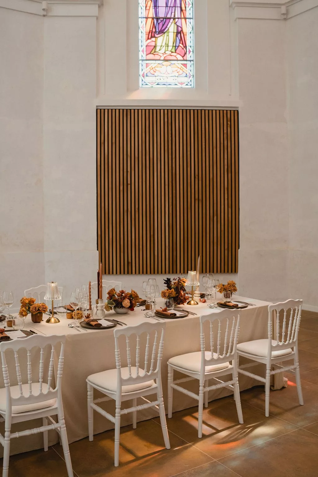 mariage-mocha-mousse-abbaye-de-meslay-vendée-violaine-bretin (15)