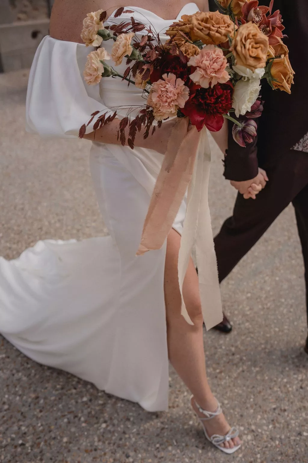 mariage-mocha-mousse-abbaye-de-meslay-vendée-violaine-bretin (7)