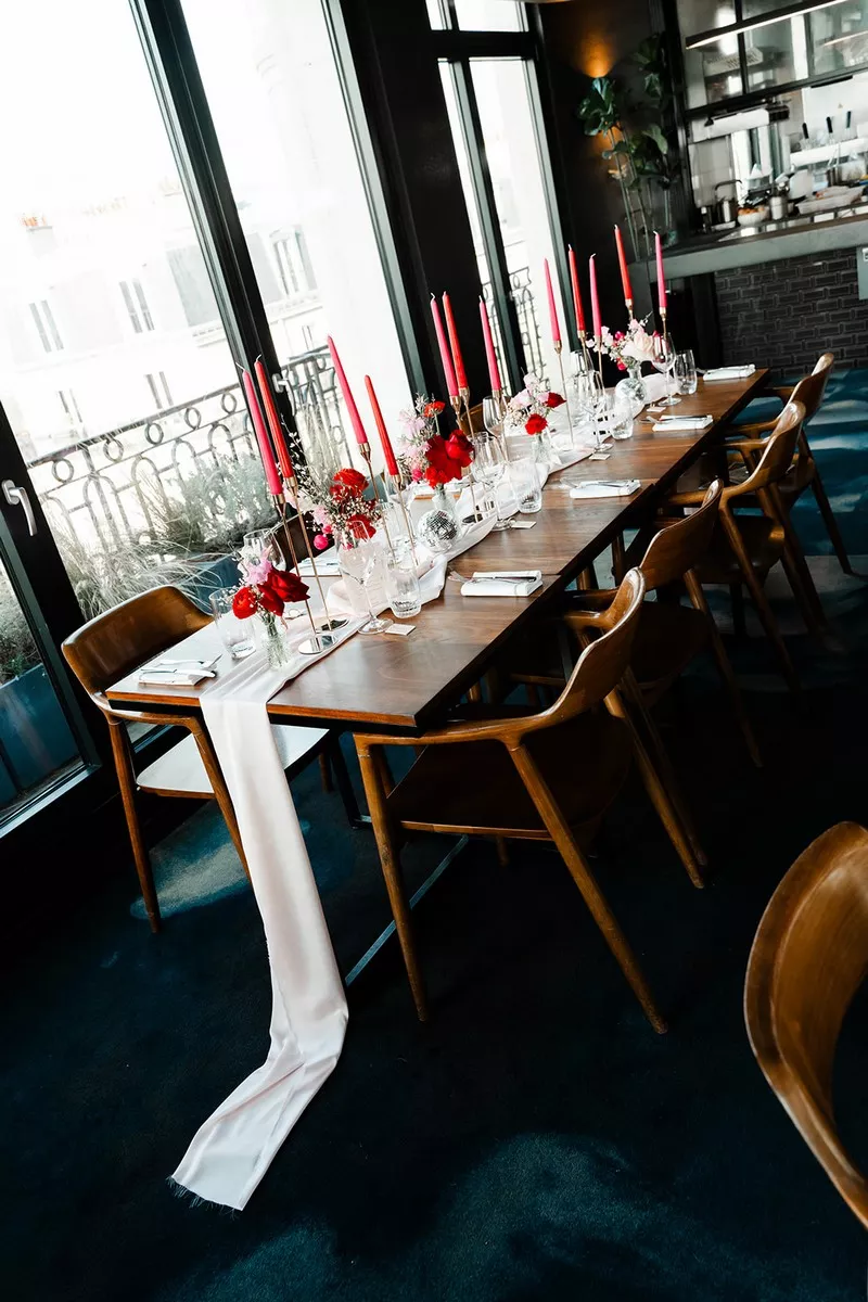 mariage-romantique-petit-comité-tour-eiffel-Lea-Evrevin (44)