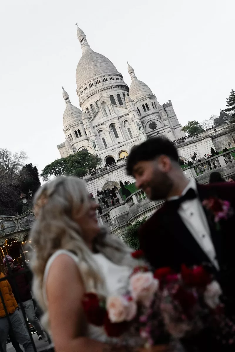 mariage-romantique-petit-comité-tour-eiffel-Lea-Evrevin (48)