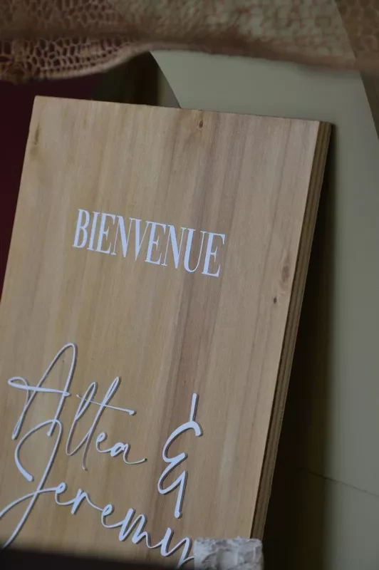 creation-panneau-de-bienvenue-bois-charente-maritime