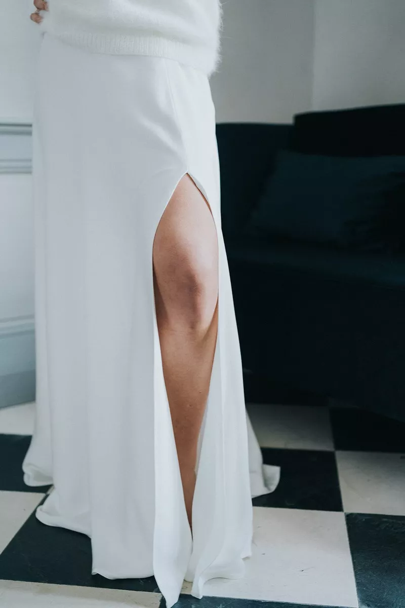 jupe-fendue-de-mariée-made-in-france-Christelle-Vasseur ©Caroline Hoang