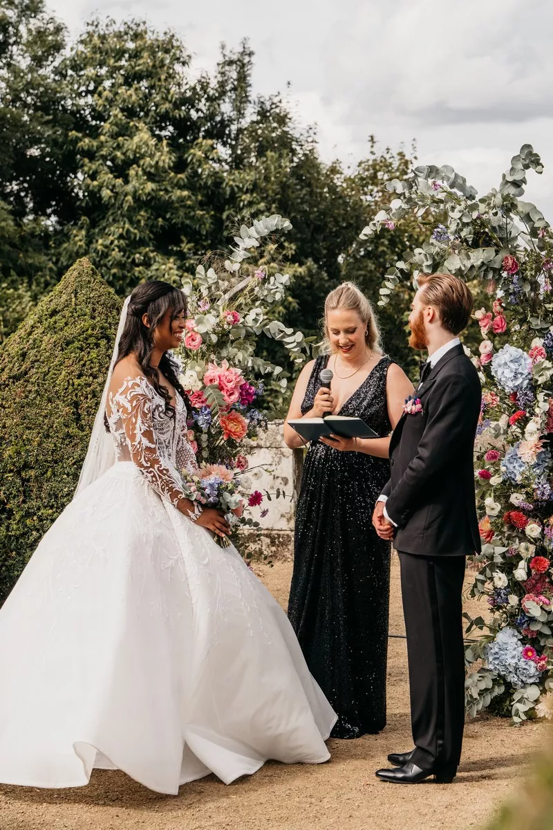 mariage-chateau-de-la-flocelliere-vendee-pays-de-la-loire-julietteetleonie (17)