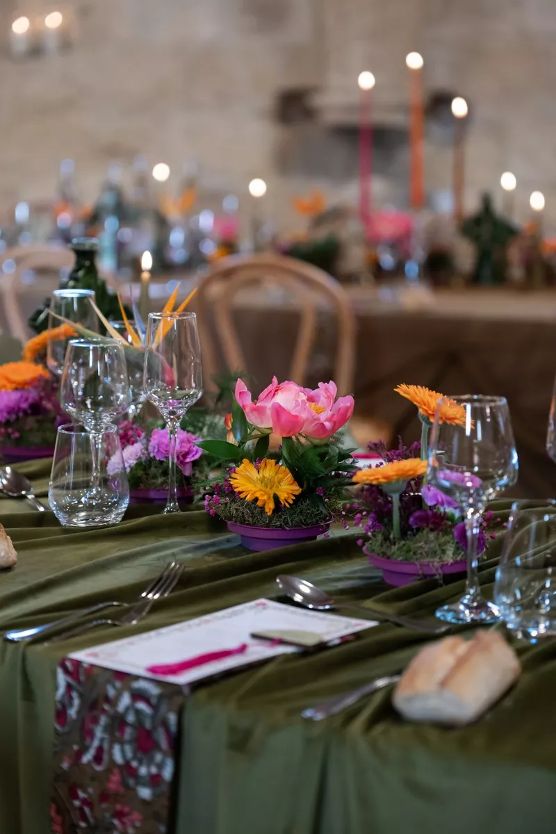 mariage-coloré-et-multiculturel-abbaye-de-fontdouce- llavallette (11)