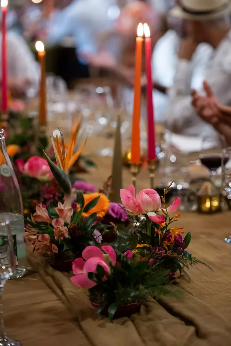mariage-coloré-et-multiculturel-abbaye-de-fontdouce- llavallette (15)