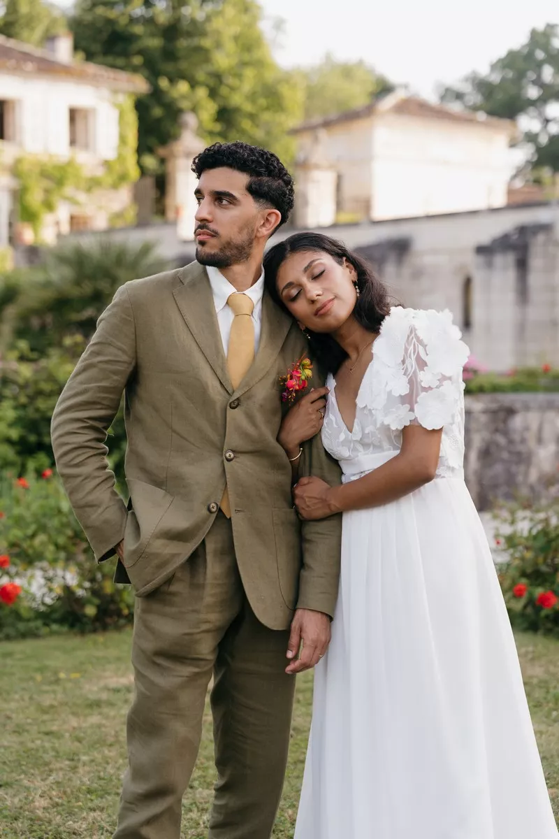 mariage-coloré-et-multiculturel-abbaye-de-fontdouce-lucilleviasphotographe (31)