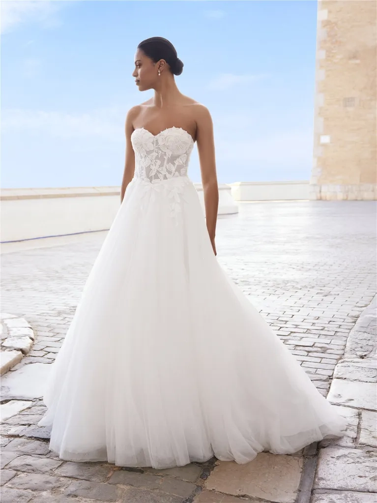 robe-de-mariee-bustier-princesse-espace-coeur-nantes