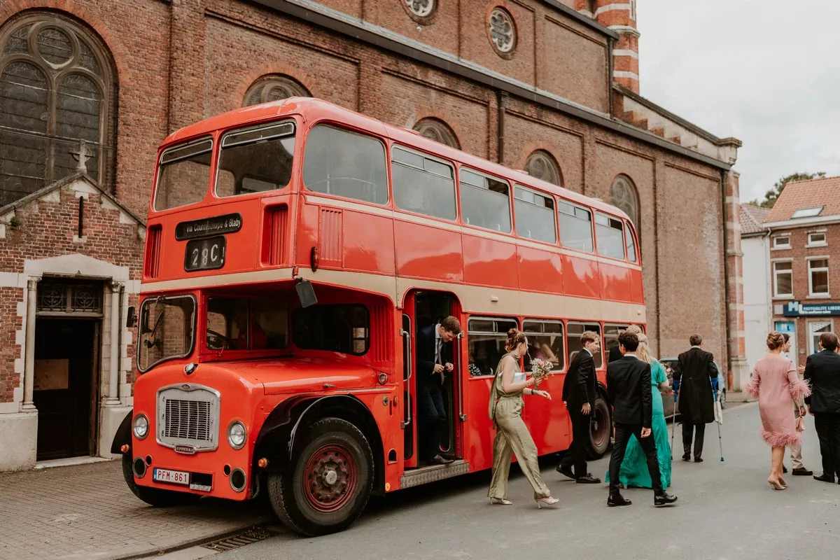 bus-anglais-mariage-belgique-stephane-joly-photographe