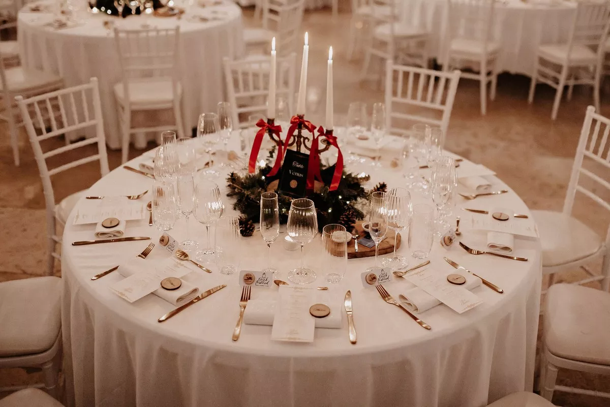 mariage-noël-élégant-le-clas-de-beaurepaire-AlexTherryPhotographe (27)