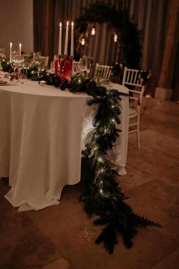 mariage-noël-élégant-le-clas-de-beaurepaire-AlexTherryPhotographe (31)