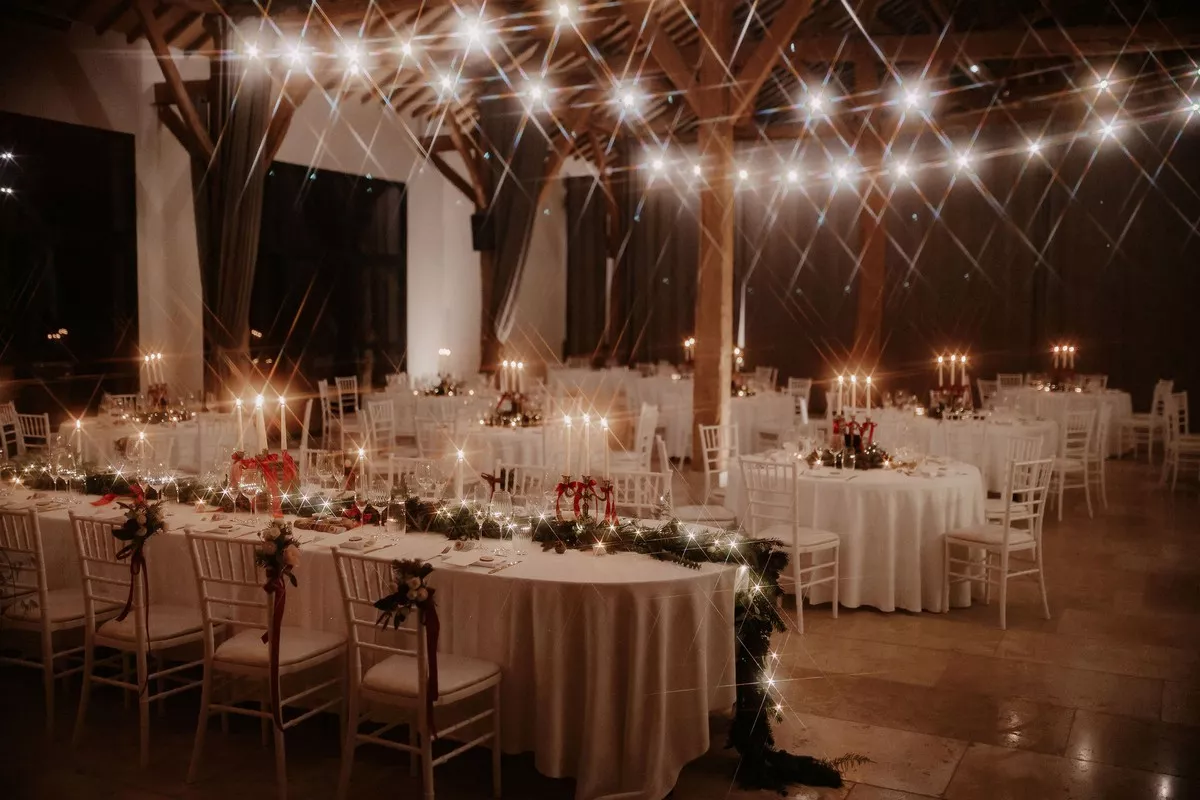 mariage-noël-élégant-le-clas-de-beaurepaire-AlexTherryPhotographe (32)