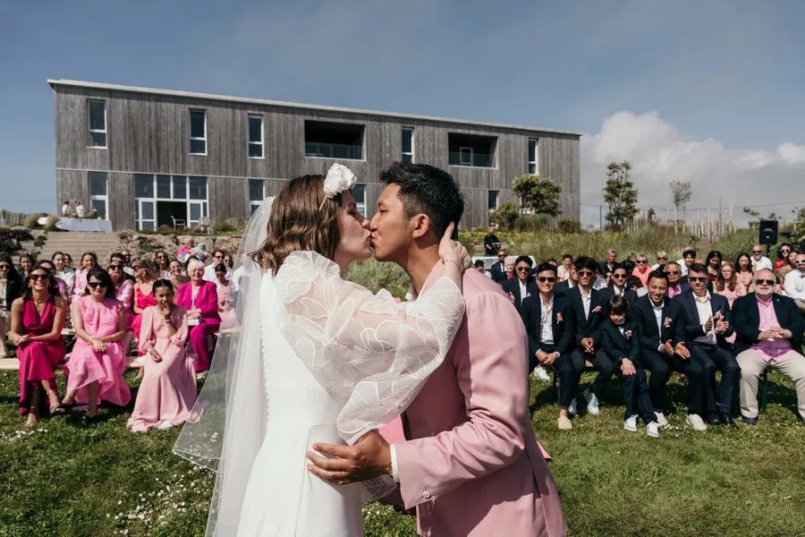 mariage-rose-finsitere-bretagne-sophiedelachouephotographie (25)