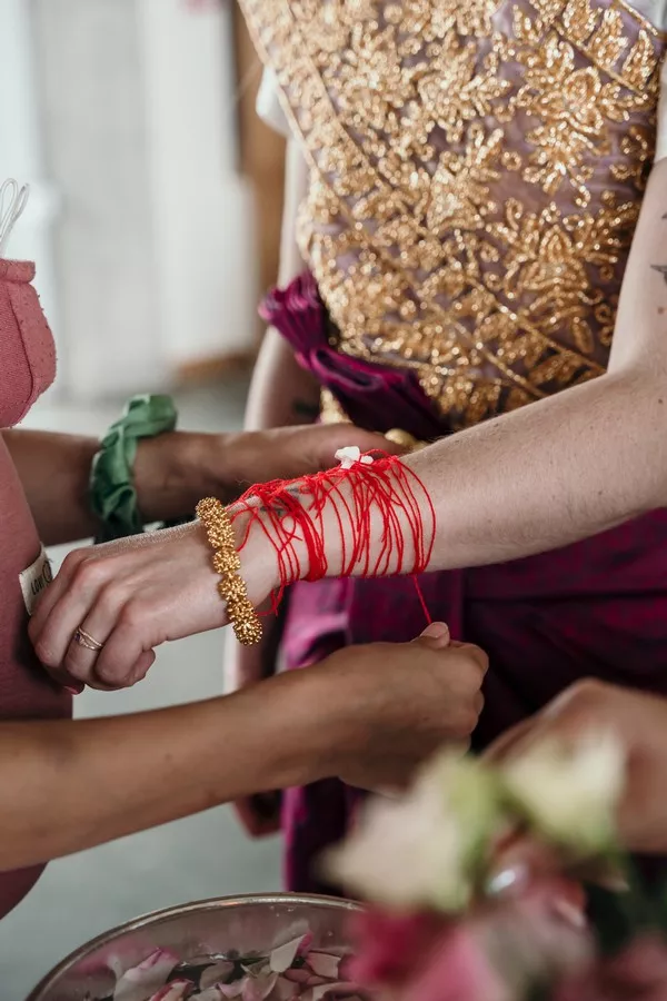 mariage-rose-finsitere-bretagne-sophiedelachouephotographie (54)