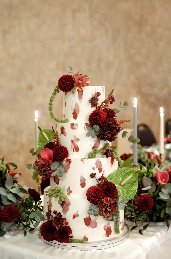 piece-montee-mariage-vert-et-bordeaux-kika-and-co