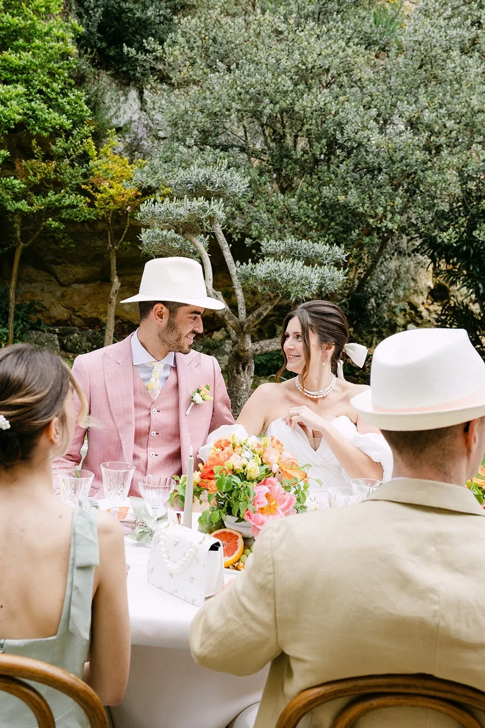 mariage-couleurs-douces-chateau-de-l-olivete-angeliqueblaisephoto (28)