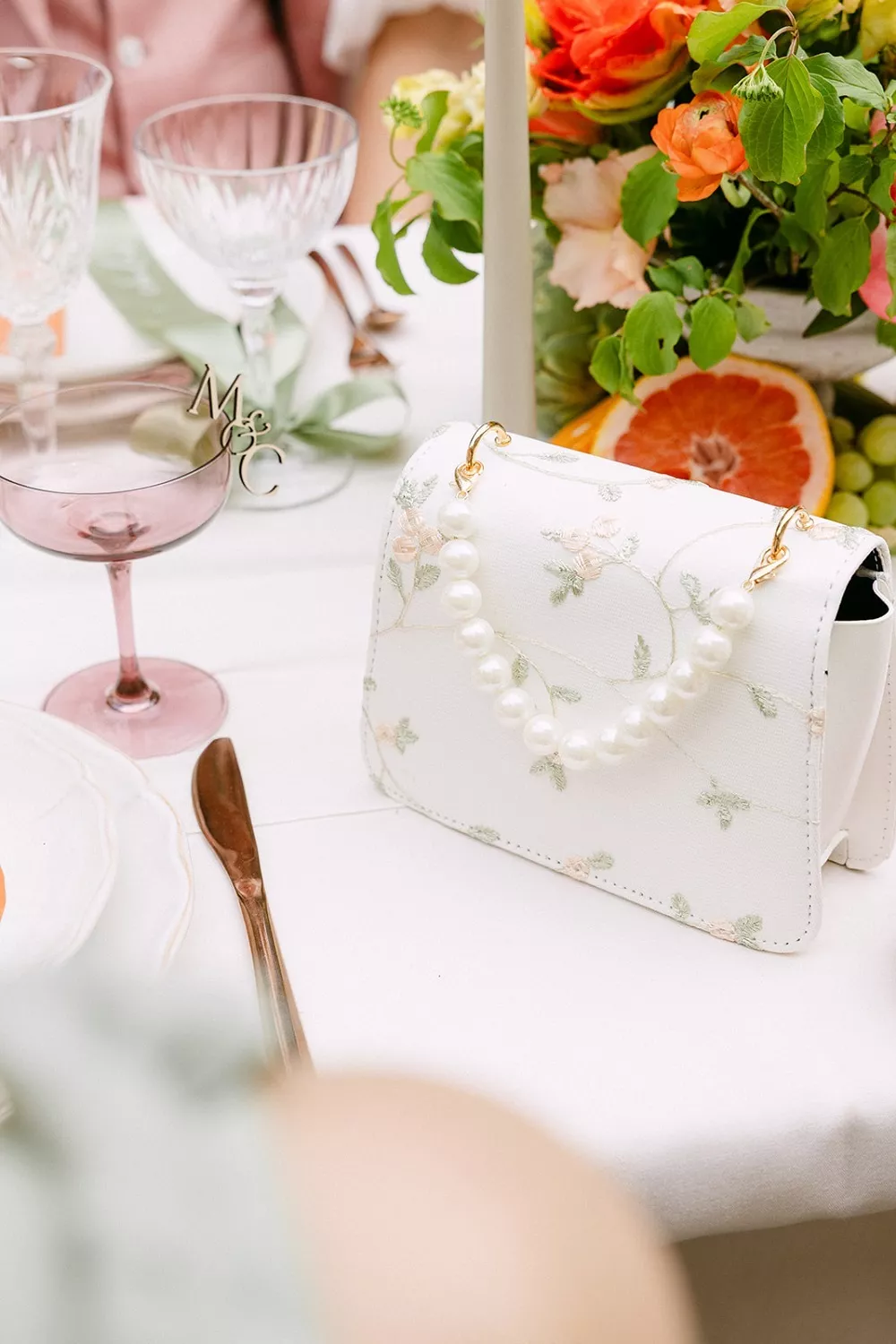 mariage-couleurs-douces-chateau-de-l-olivete-angeliqueblaisephoto (30)