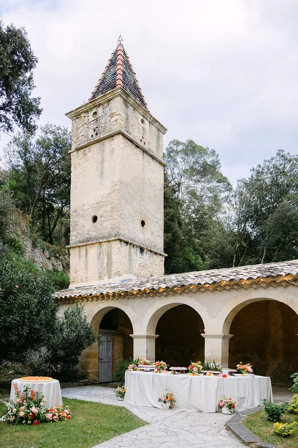 mariage-couleurs-douces-chateau-de-l-olivete-angeliqueblaisephoto (45)