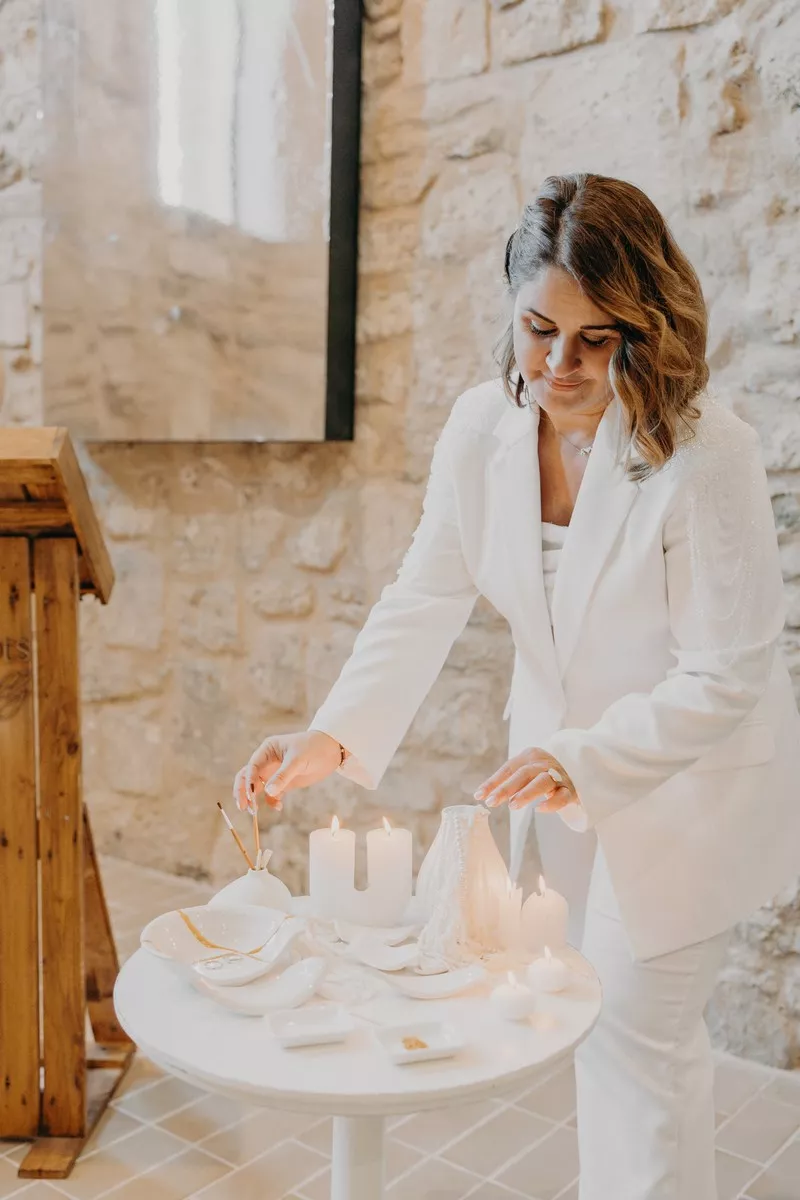 rituels-ceremonie-laique-blanche-provence-les-mots-de-nelly-alisea-ambrosino-photographe
