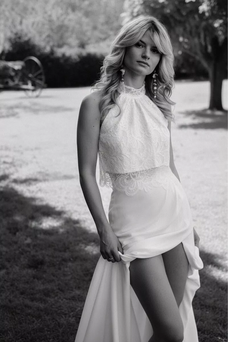 robe-de-mariee-courte-avec-traine-stephanie-wolff