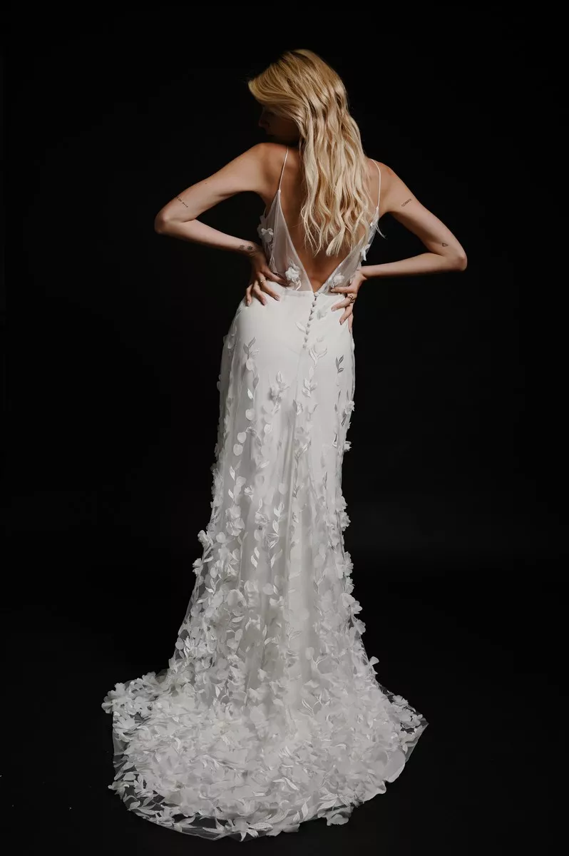 robe-de-mariee-stephanie-wolff-fleurs-3D-©alicewonderbee